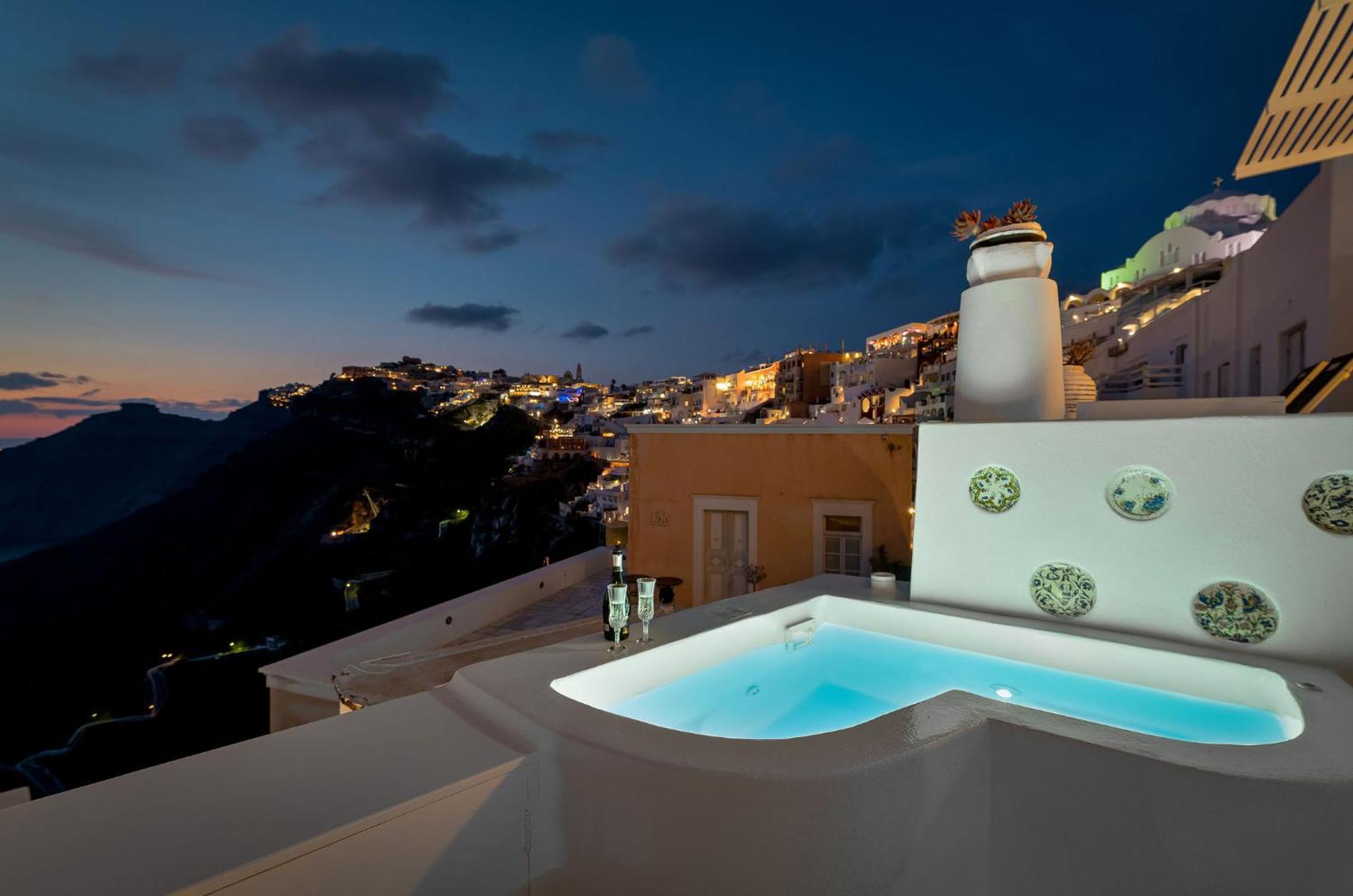 Trieris Villa & Suites Fira  Exterior foto